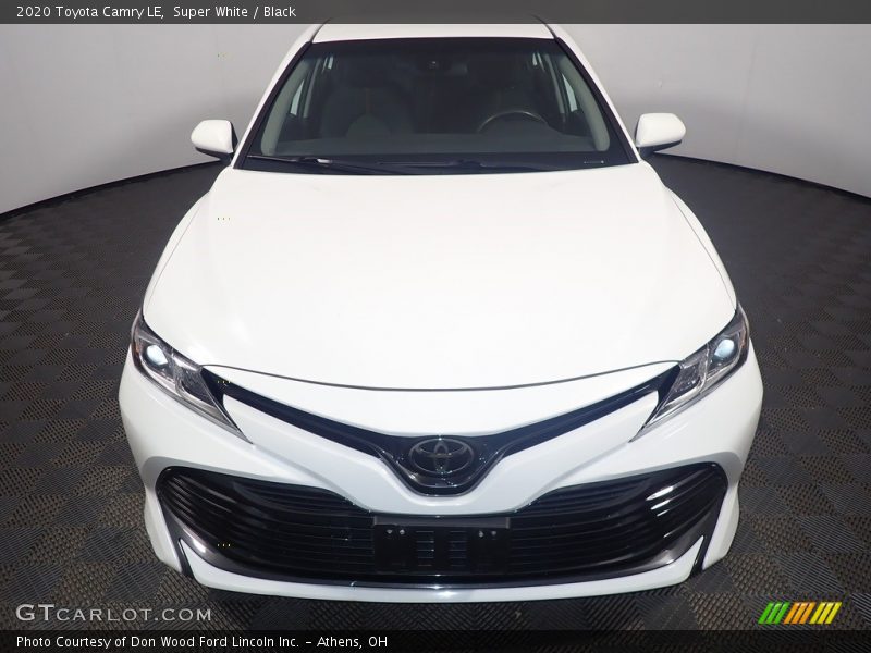 Super White / Black 2020 Toyota Camry LE