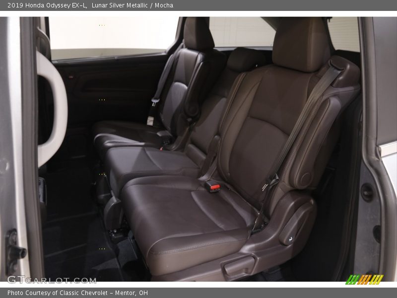 Lunar Silver Metallic / Mocha 2019 Honda Odyssey EX-L