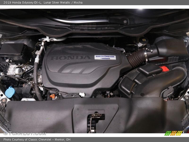 Lunar Silver Metallic / Mocha 2019 Honda Odyssey EX-L