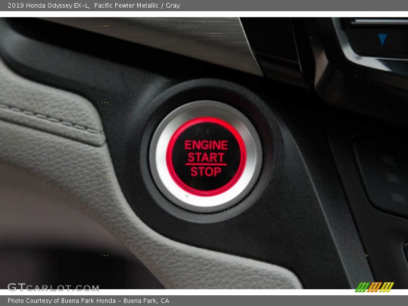 Pacific Pewter Metallic / Gray 2019 Honda Odyssey EX-L