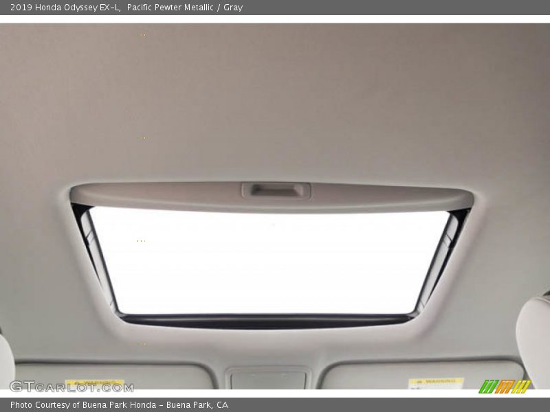 Pacific Pewter Metallic / Gray 2019 Honda Odyssey EX-L