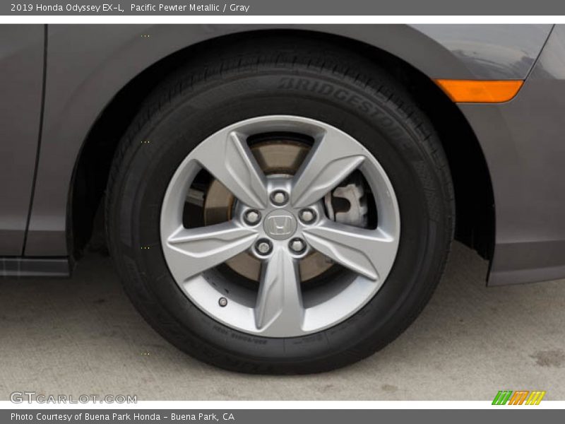 Pacific Pewter Metallic / Gray 2019 Honda Odyssey EX-L