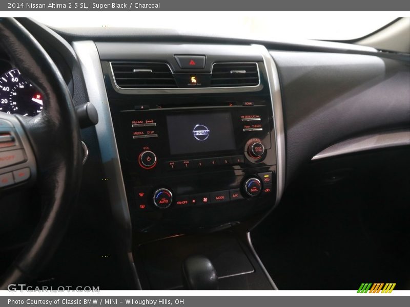 Super Black / Charcoal 2014 Nissan Altima 2.5 SL