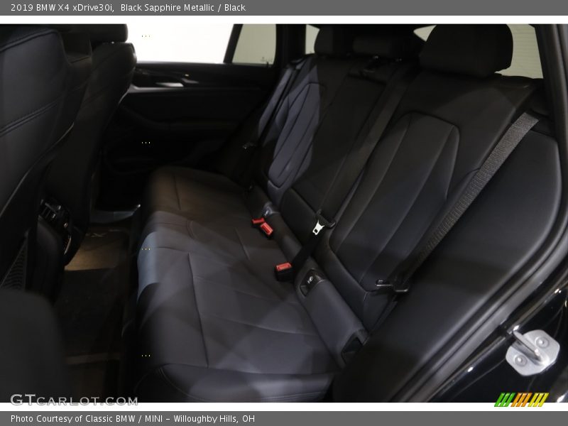 Black Sapphire Metallic / Black 2019 BMW X4 xDrive30i