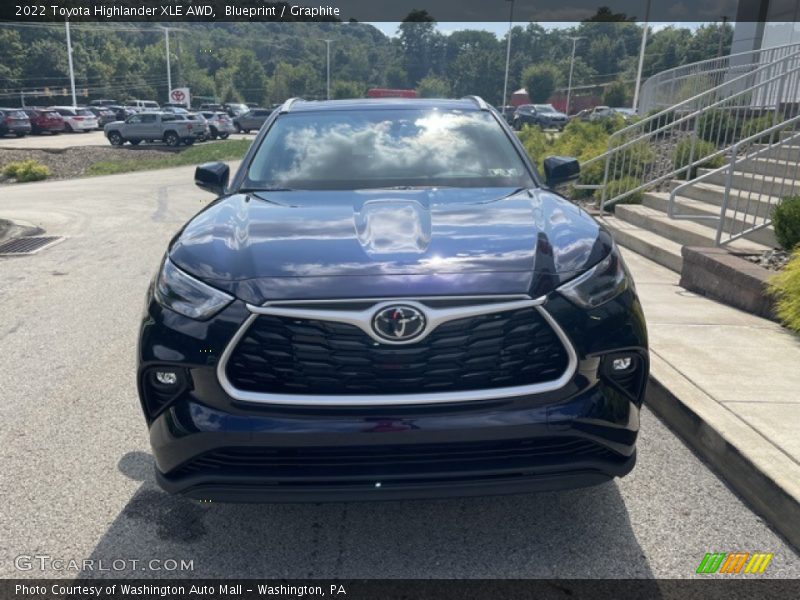 Blueprint / Graphite 2022 Toyota Highlander XLE AWD