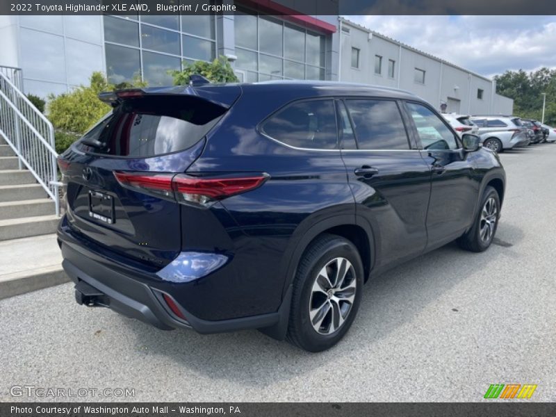 Blueprint / Graphite 2022 Toyota Highlander XLE AWD