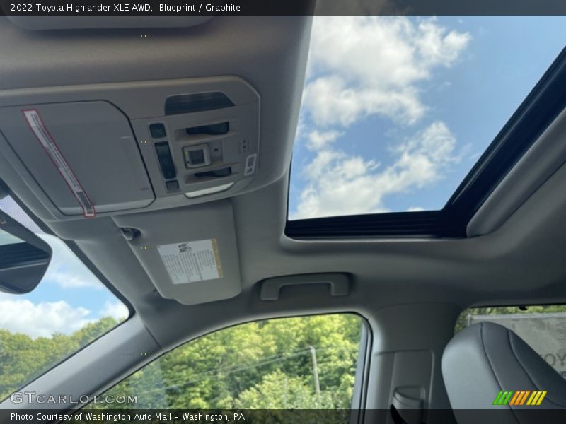 Blueprint / Graphite 2022 Toyota Highlander XLE AWD