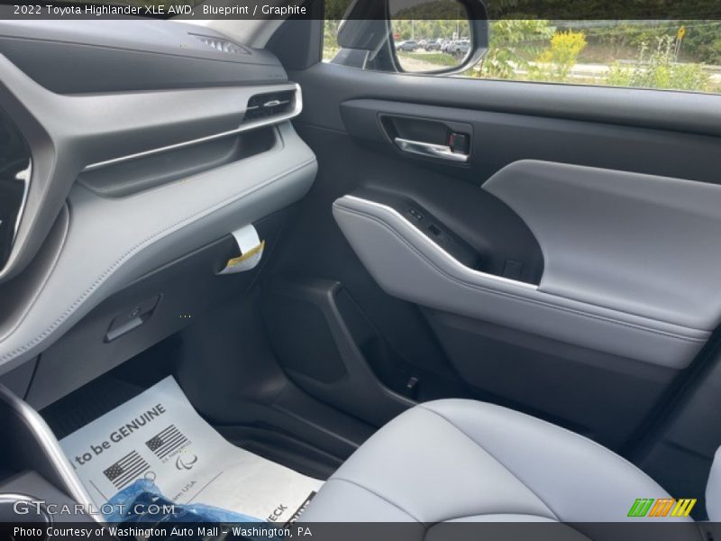 Blueprint / Graphite 2022 Toyota Highlander XLE AWD