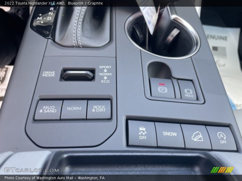 Blueprint / Graphite 2022 Toyota Highlander XLE AWD