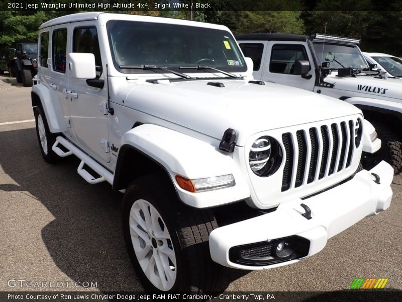 Bright White / Black 2021 Jeep Wrangler Unlimited High Altitude 4x4