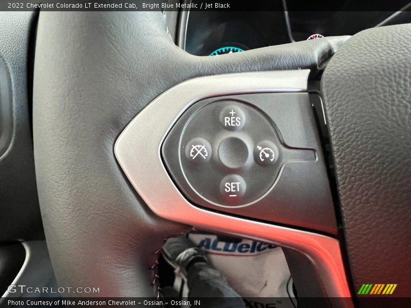  2022 Colorado LT Extended Cab Steering Wheel