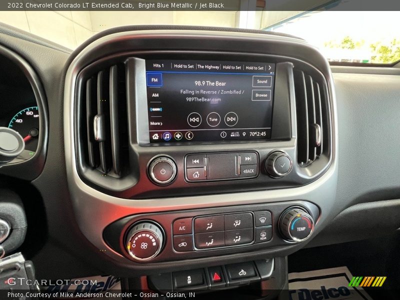 Controls of 2022 Colorado LT Extended Cab