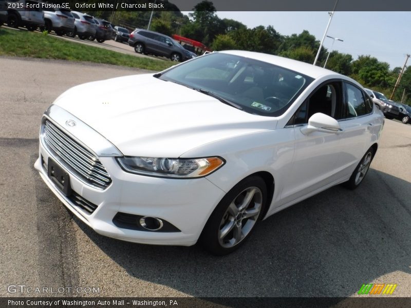 Oxford White / Charcoal Black 2015 Ford Fusion SE