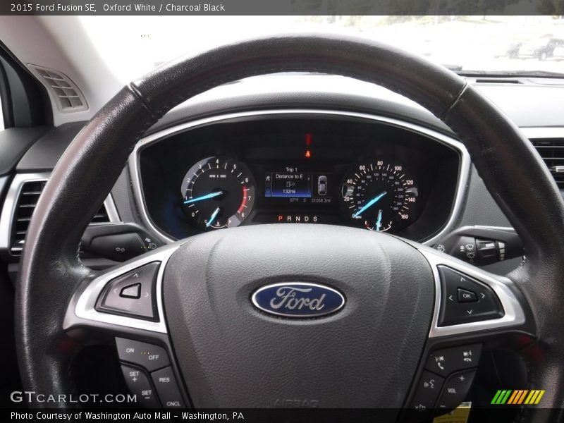 Oxford White / Charcoal Black 2015 Ford Fusion SE