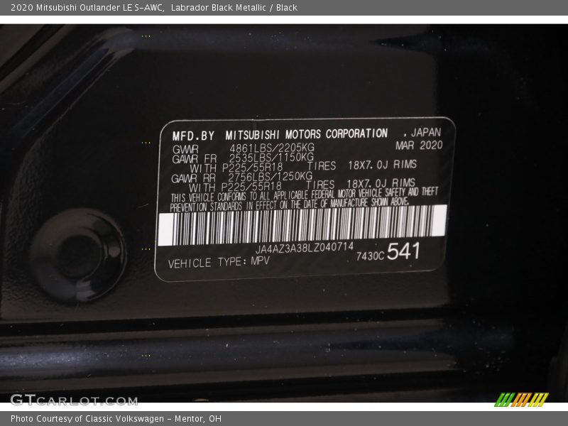 Labrador Black Metallic / Black 2020 Mitsubishi Outlander LE S-AWC