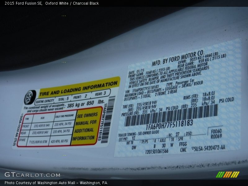 Oxford White / Charcoal Black 2015 Ford Fusion SE