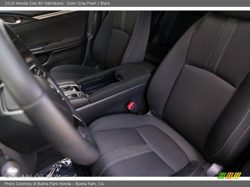 Sonic Gray Pearl / Black 2019 Honda Civic EX Hatchback