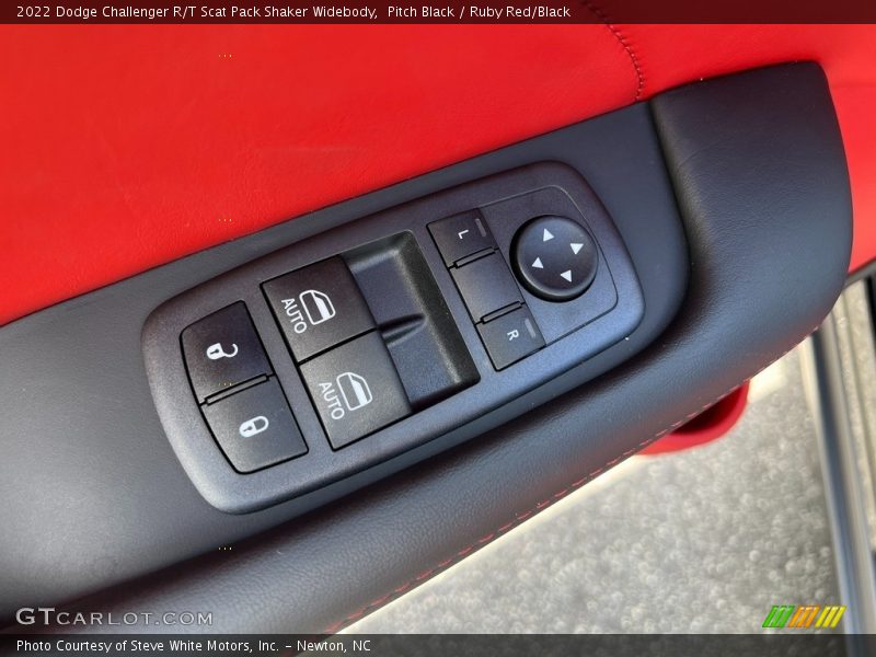 Pitch Black / Ruby Red/Black 2022 Dodge Challenger R/T Scat Pack Shaker Widebody