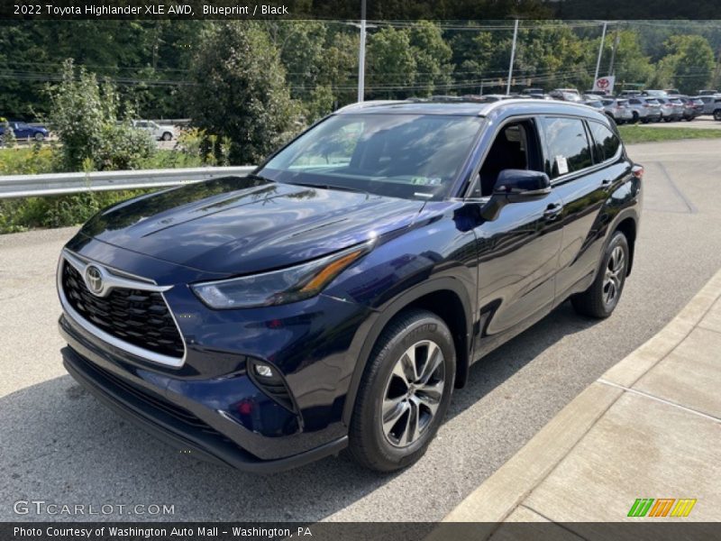 Blueprint / Black 2022 Toyota Highlander XLE AWD