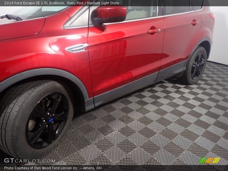 Ruby Red / Medium Light Stone 2014 Ford Escape SE 1.6L EcoBoost