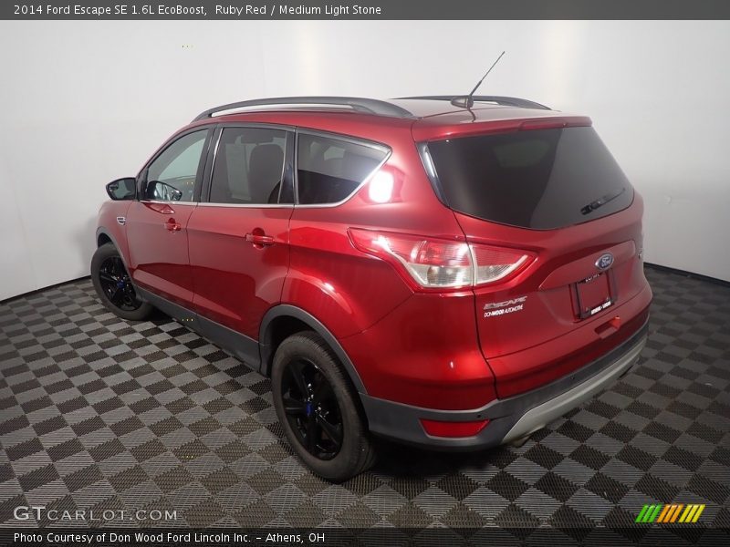 Ruby Red / Medium Light Stone 2014 Ford Escape SE 1.6L EcoBoost