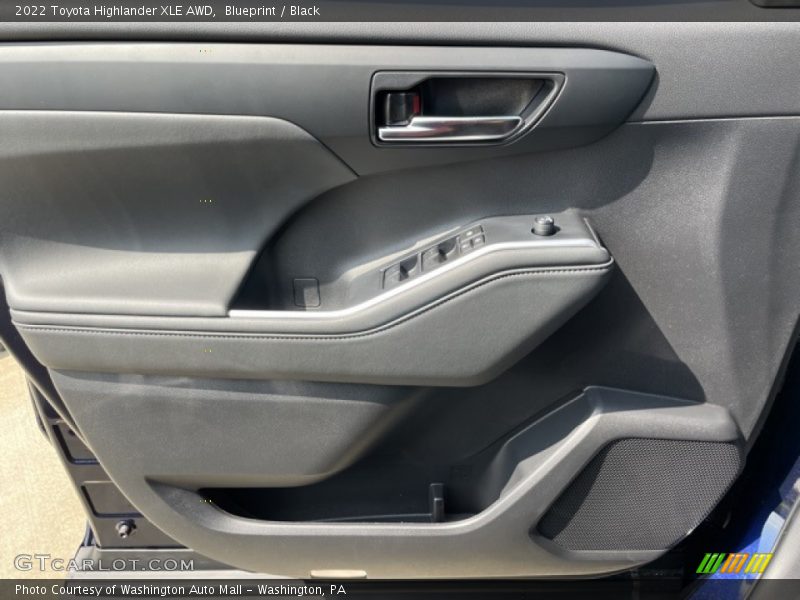 Blueprint / Black 2022 Toyota Highlander XLE AWD