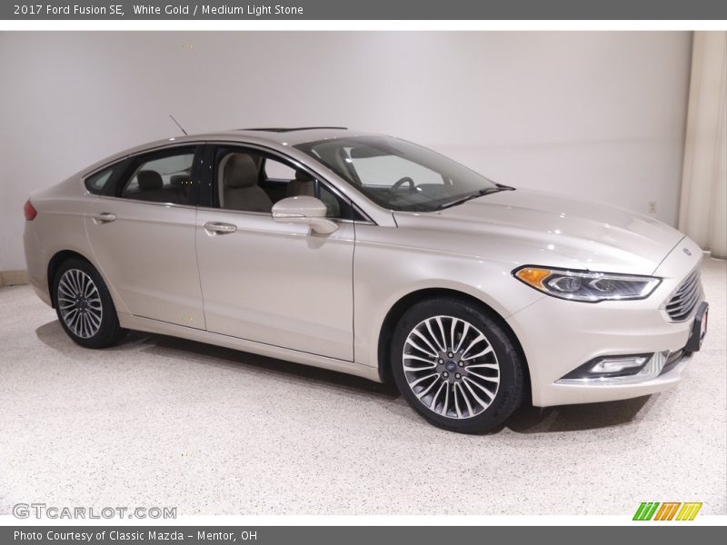White Gold / Medium Light Stone 2017 Ford Fusion SE