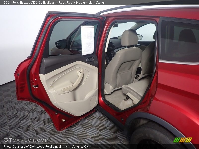 Ruby Red / Medium Light Stone 2014 Ford Escape SE 1.6L EcoBoost