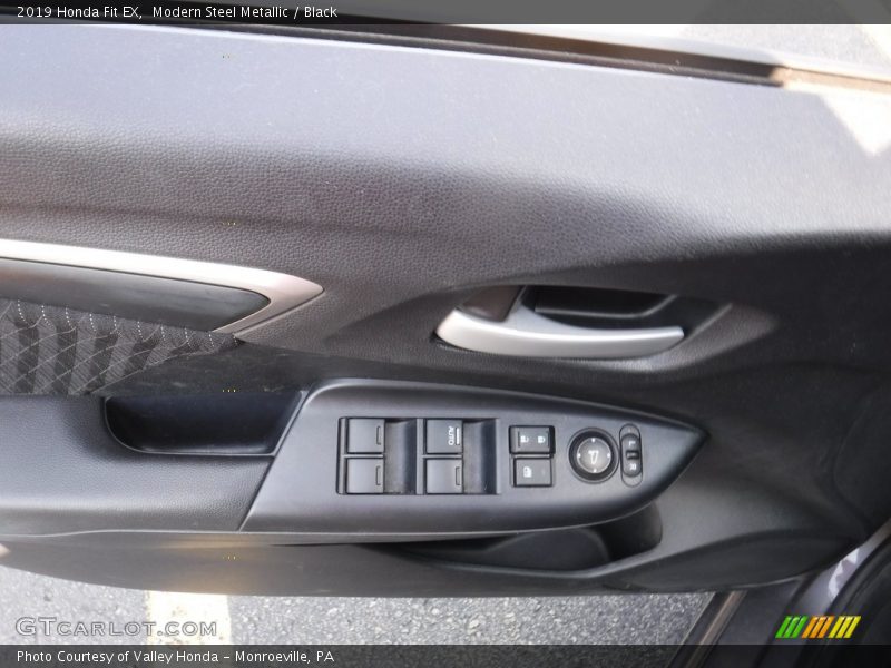 Modern Steel Metallic / Black 2019 Honda Fit EX