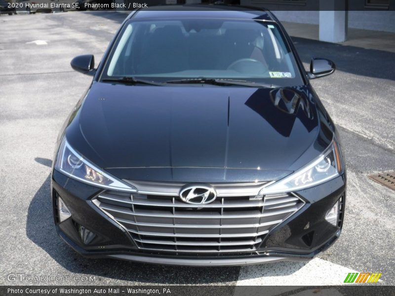 Phantom Black / Black 2020 Hyundai Elantra SE