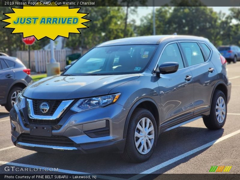 Gun Metallic / Charcoal 2019 Nissan Rogue S AWD