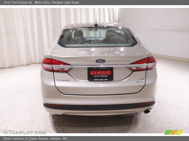 White Gold / Medium Light Stone 2017 Ford Fusion SE