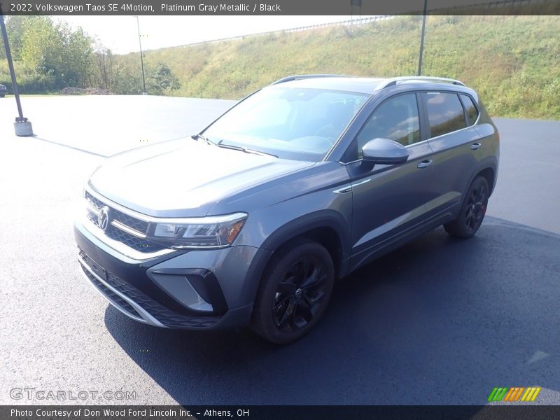 Platinum Gray Metallic / Black 2022 Volkswagen Taos SE 4Motion