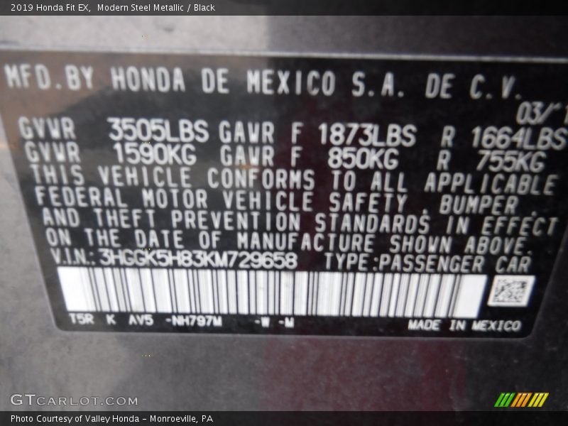 Modern Steel Metallic / Black 2019 Honda Fit EX