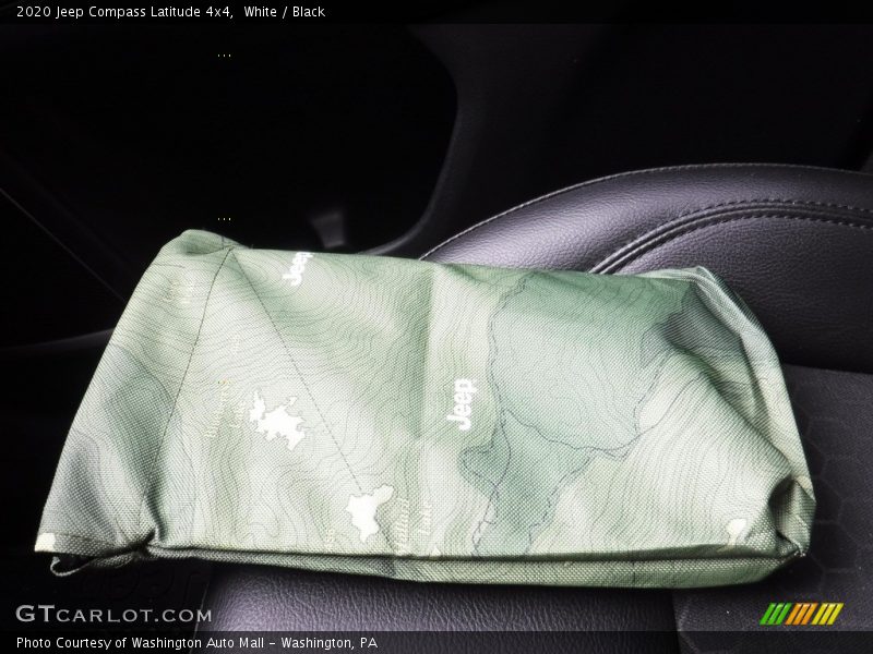 White / Black 2020 Jeep Compass Latitude 4x4