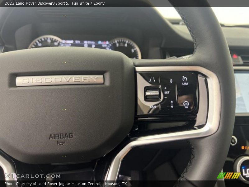 Fuji White / Ebony 2023 Land Rover Discovery Sport S