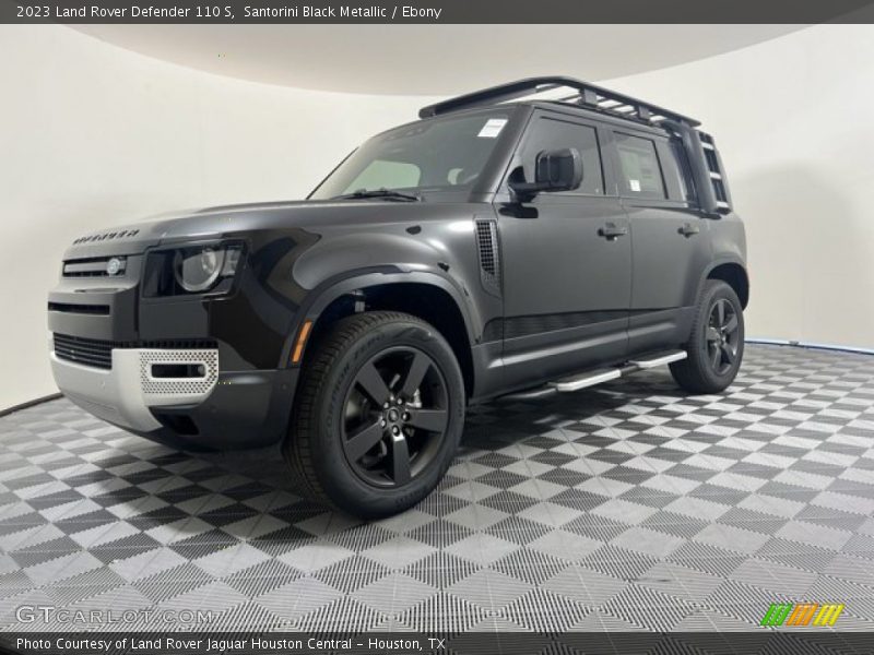 Santorini Black Metallic / Ebony 2023 Land Rover Defender 110 S
