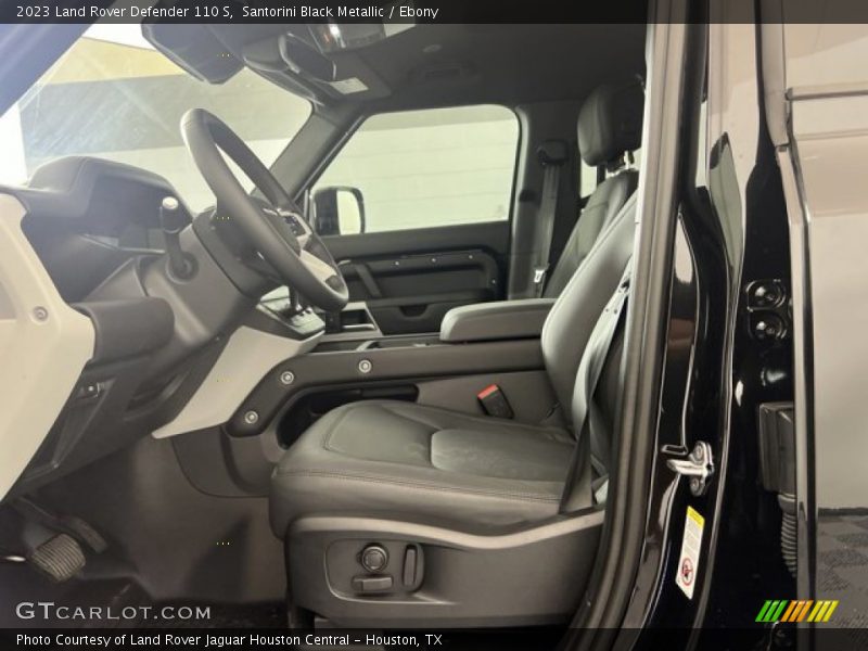 Santorini Black Metallic / Ebony 2023 Land Rover Defender 110 S