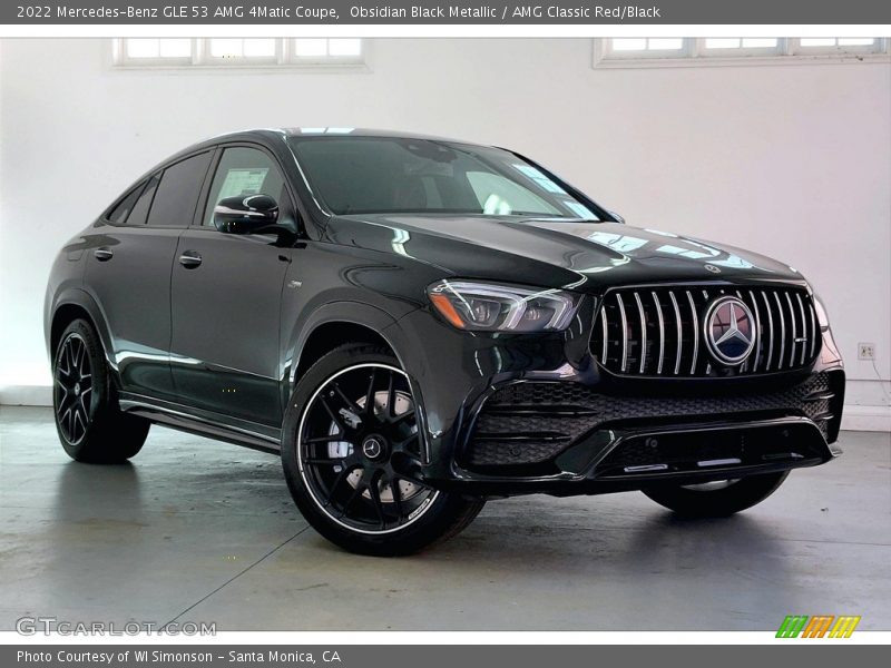 Front 3/4 View of 2022 GLE 53 AMG 4Matic Coupe