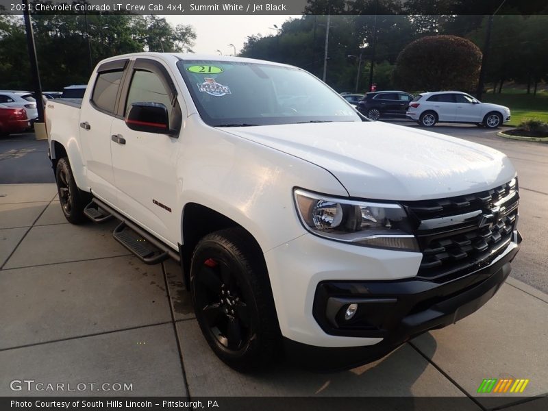 Front 3/4 View of 2021 Colorado LT Crew Cab 4x4