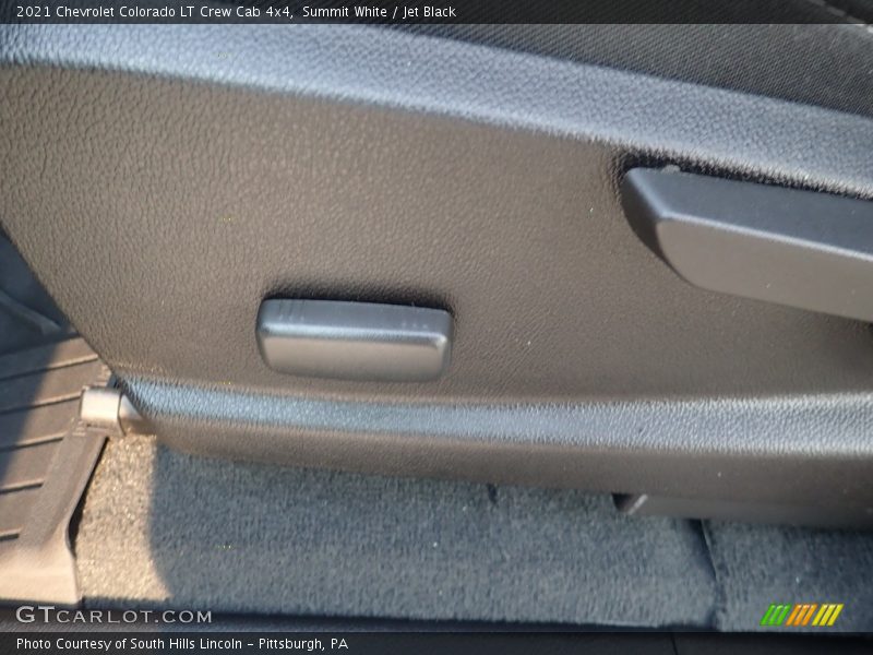 Summit White / Jet Black 2021 Chevrolet Colorado LT Crew Cab 4x4