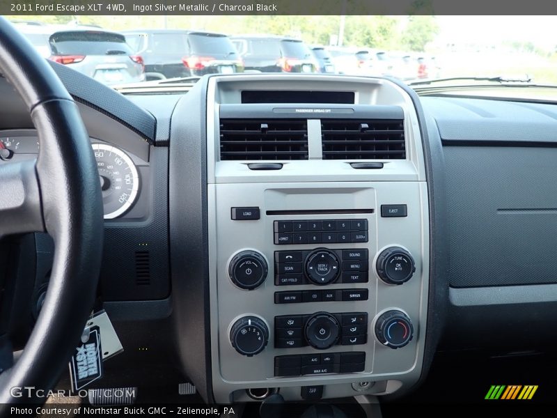 Ingot Silver Metallic / Charcoal Black 2011 Ford Escape XLT 4WD