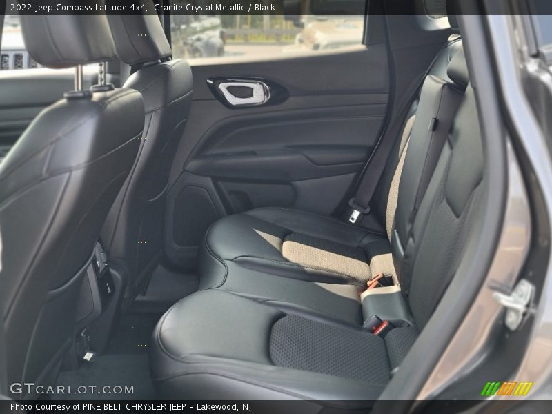 Granite Crystal Metallic / Black 2022 Jeep Compass Latitude 4x4