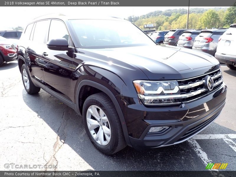 Deep Black Pearl / Titan Black 2018 Volkswagen Atlas SE 4Motion