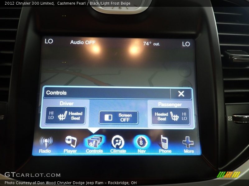 Cashmere Pearl / Black/Light Frost Beige 2012 Chrysler 300 Limited