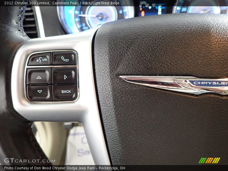 Cashmere Pearl / Black/Light Frost Beige 2012 Chrysler 300 Limited