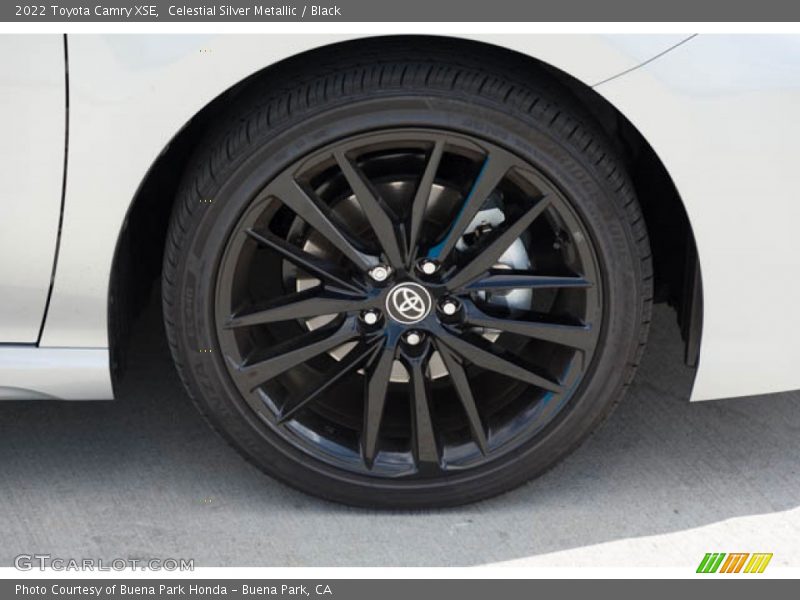 Celestial Silver Metallic / Black 2022 Toyota Camry XSE