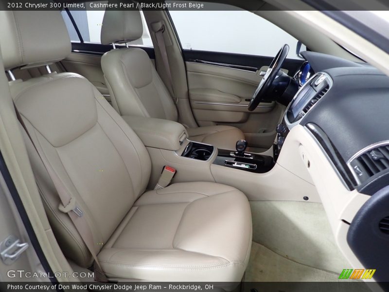 Cashmere Pearl / Black/Light Frost Beige 2012 Chrysler 300 Limited