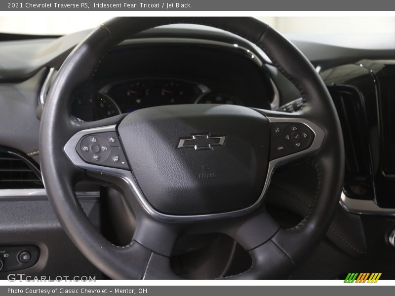 Iridescent Pearl Tricoat / Jet Black 2021 Chevrolet Traverse RS