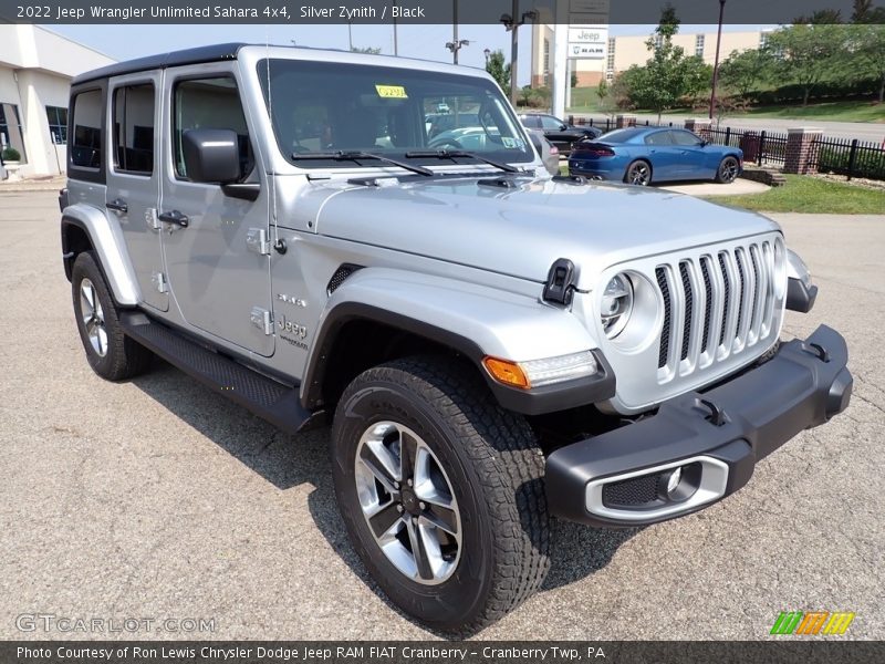 Front 3/4 View of 2022 Wrangler Unlimited Sahara 4x4